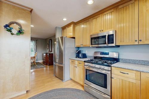 Martin Grandview Estate in Lancaster (NH)