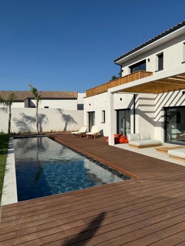 Villa La Suberine a 20 minutes de Collioure in Saint-Jean-Pla-de-Corts