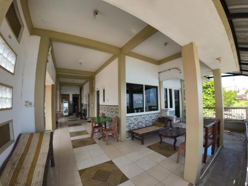 Fathin Hotel Bawean Syariah in Paciran