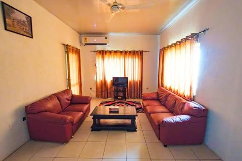 East legon, Accra