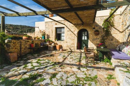 Orgon Farm Traditional Houses - Αστρίτσι