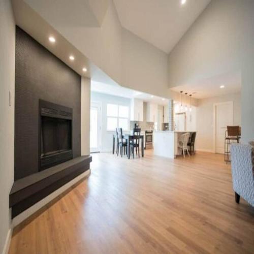 2 Large Bedrooms Open Living Peaceful in Manchaca