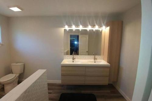 2 Large Bedrooms Open Living Peaceful in Manchaca