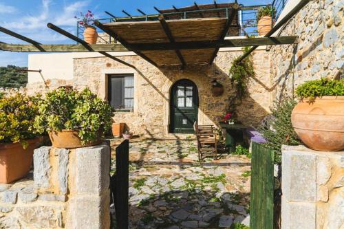 Orgon Farm Traditional Houses in Kastelli