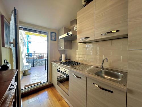 JOY Triolcale in centro con terrazza in Chiavari