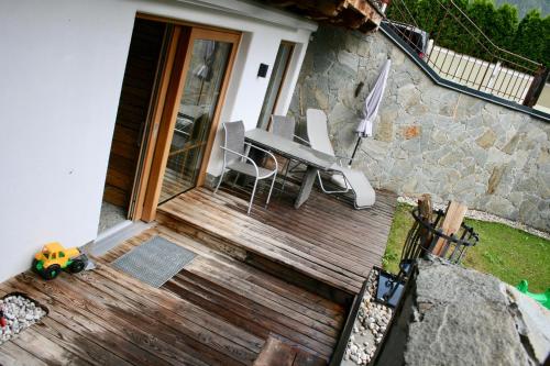 Appartements "Da Zillertaler und die Geigerin" in Burgstall