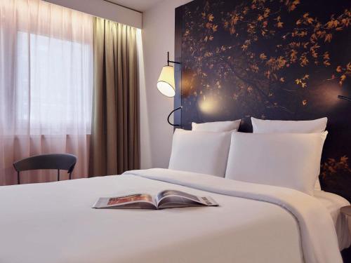 1 queen bed