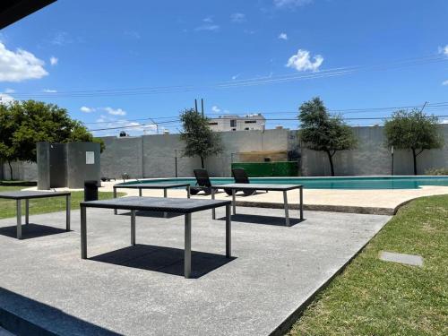 Depa con Cocina, Sala, Comedor y Alberca in Sin Nombre de Col 31