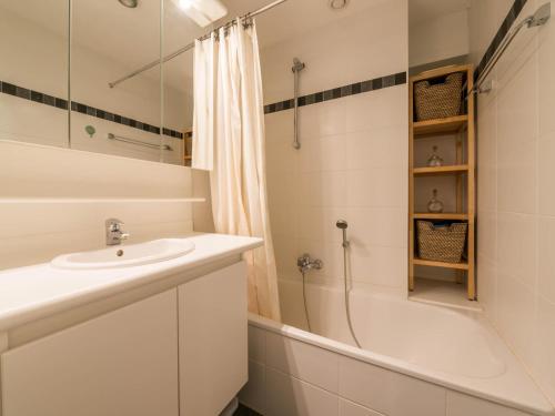 Les Petrels zesde - image 2