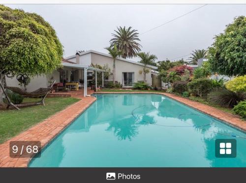 Bể bơi, PJ Guest House in Port Elizabeth