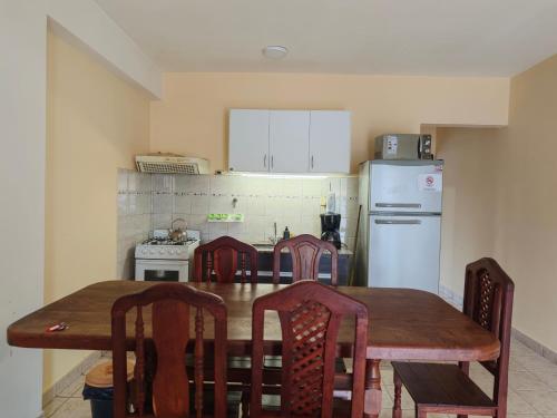 주방, Keóken - Frente al Hiper Tehuelche (Keoken - Frente al Hiper Tehuelche) in 칼레타 올리비아