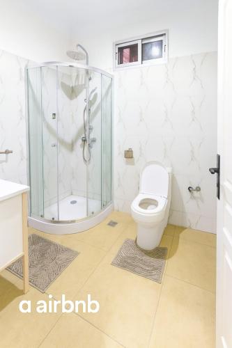 Modern Family Apartment in Kinshasa - image 2
