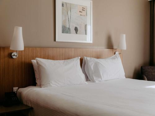 Mercure Sydney Parramatta - image 13