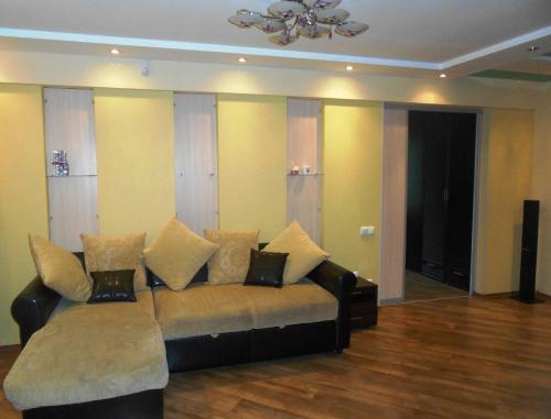 Apartment on Lomonosova