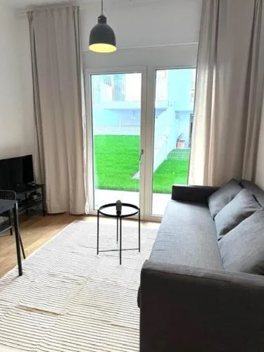 Central, Brand New Apartment with Private Own Garden in Wien, Österreich