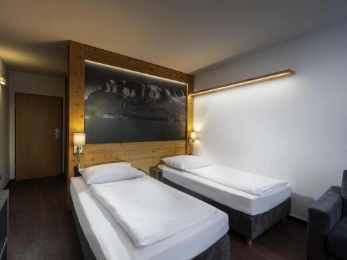 1 twin bed