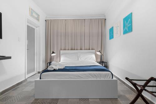 Cozy Room Walk to La Placita & Condado Beach