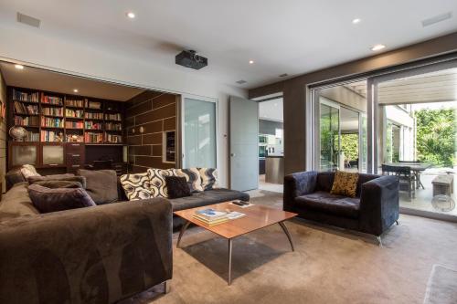 The Gibraltar House by Homello Luxury Private Parnell Estate w Hot Tub Movie Room and Views, Auckland (zdjęcie 9)