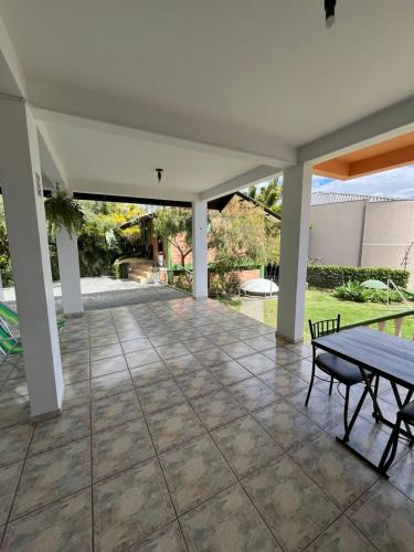 บริการและสิ่งอำนวยความสะดวก, Espia Mata - Pousada Hostel in พอนตา กรอสซ่า