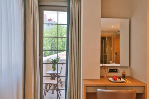 Ada Suites Nisantasi, Стамбул (фото 7)