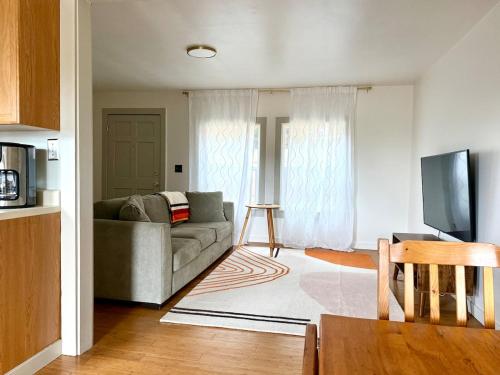 Cozy Coastal by Beaches & Redwoods