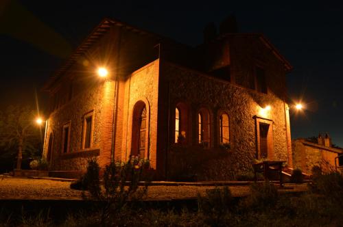 Hotelli välisilme, Agriturismo Riparossa in Allerona