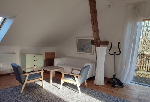 Ferienwohnung auf dem Künstlerhof (Ferienwohnung auf dem Kunstlerhof) in Breydin