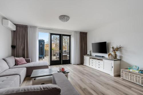 Family home, Amsterdam (photo 4)