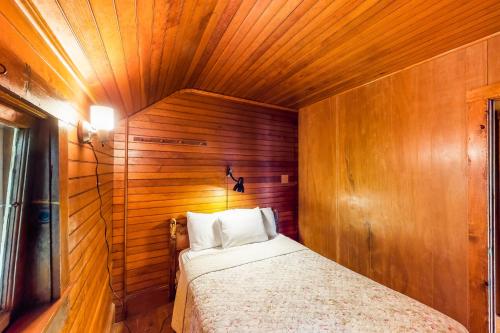 Garden Island's - image 8