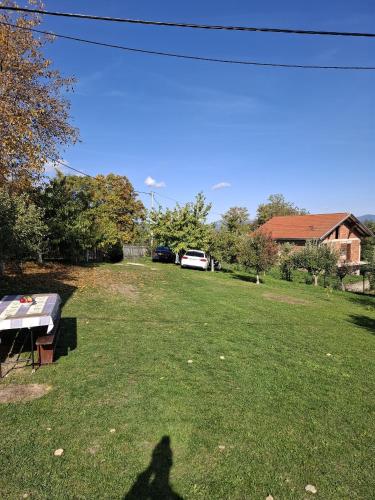 Kućica na žaru (Kucica na zaru) in Riđage