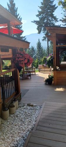 Exterior view of Deer Ridge B&B