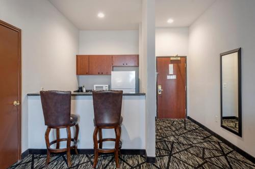 Best Western Plus McKinney Inn & Suites in Mckinney