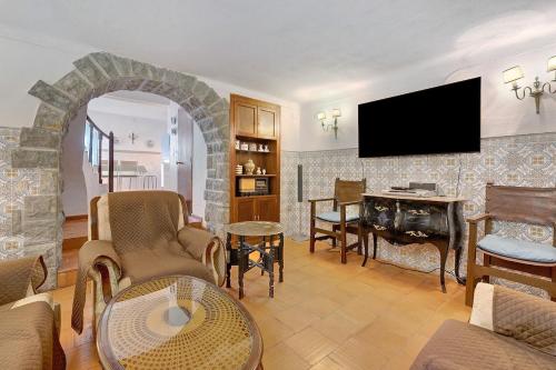 30min from beach Seclueded House with pool Quinta La Rabide in 卡薩爾達里貝拉