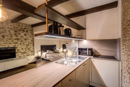 Trinità dei Monti Suite - image 3