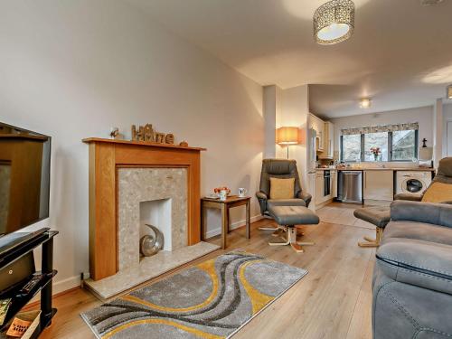 2 Bed in Charlestown 90410