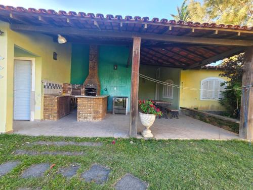 Casa em Araruama com Piscina in Gesylândia