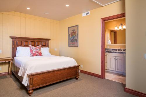 Villager 1218 - image 7