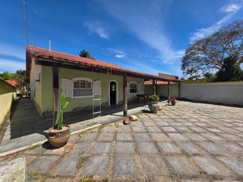 Casa em Araruama com Piscina in Gesylândia