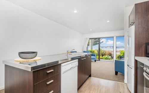 Sea Views at 7 - Beachside Apartment, Whitianga (fotografie 8)