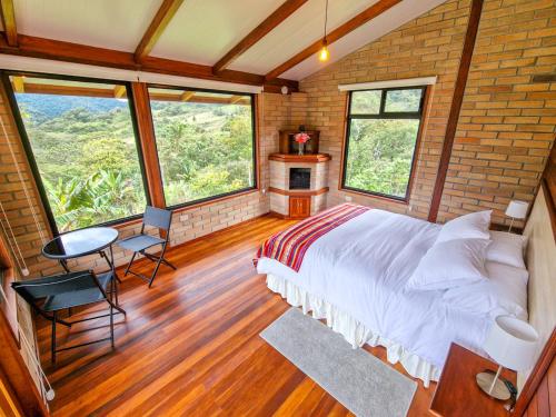 Cabañas Las Nubes (Cabanas Las Nubes) in Cosanga