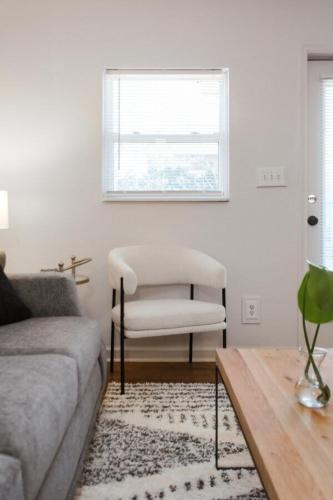 The Cozy Corner Near Downtown in Athens, USA