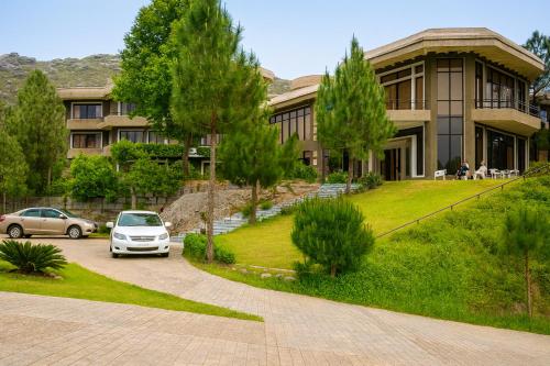 Exterior view, Rock City Resort in Sangota