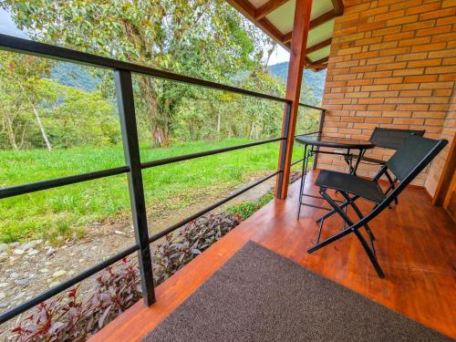 Cabañas Las Nubes (Cabanas Las Nubes) in Cosanga