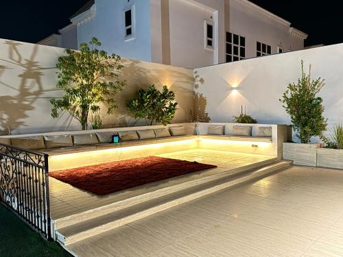 Luxury Private Room near airport in Al Mafraq