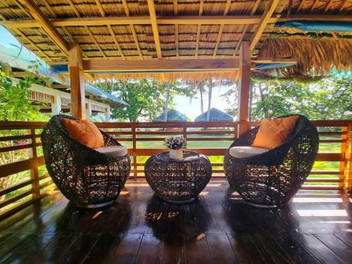 Удобства, Nanay Santa's Garden Beach Resort in Bocboc