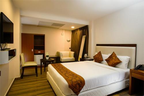 Hotel KGA Elite Continental in Thiruvalla