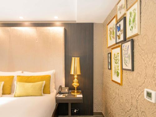 Accessible Classic Queen Room