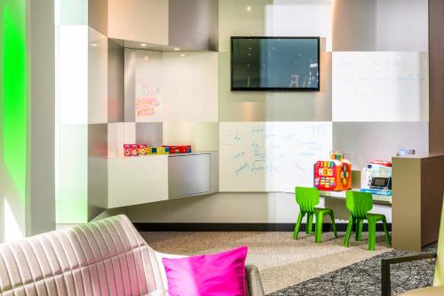 ibis Styles Antony Paris Sud - image 5