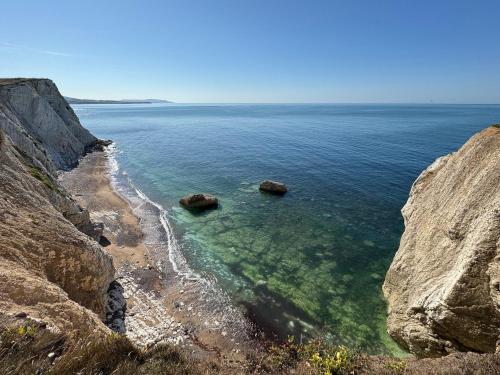 Facilities, 3 Bed in Freshwater 66583 in Freshwater South