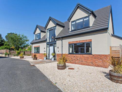 4 Bed in Saint Asaph 96246 gîte à louer Saint Asaph